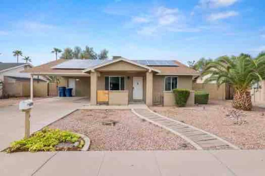 Spacious Cozy Home In Tempe Jacuzzi Pool King Bed! エクステリア 写真