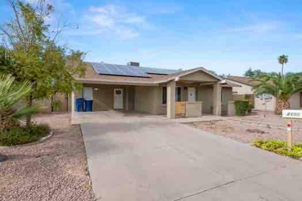 Spacious Cozy Home In Tempe Jacuzzi Pool King Bed! エクステリア 写真